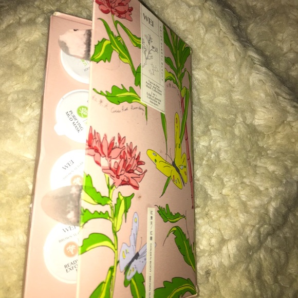 New WEI 2in1 Purify & Glow Mask Collection - Picture 2 of 9